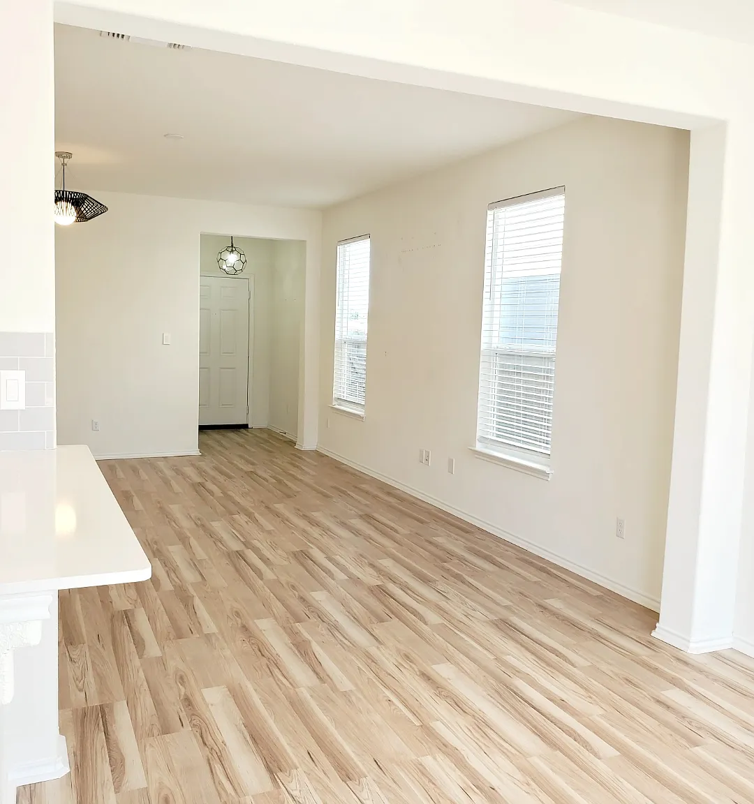 1126 Loganberry Dr — Photo 4
