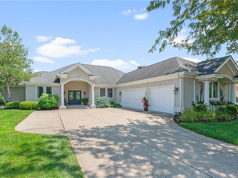 1st image of 10 Galaton Ct