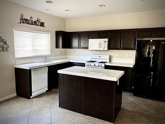 2nd image of 83089 Carmel Mountain Dr