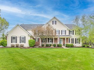 28309 W Savannah Trl, Barrington, IL 60010