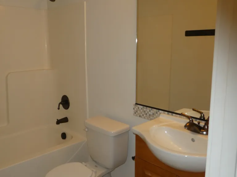 215 S Church St #13 — Photo 10