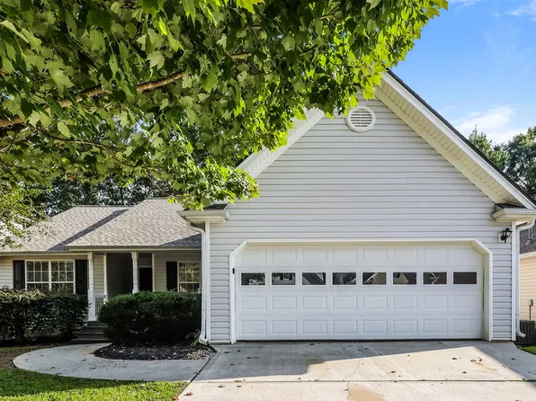 418 Baldwin Ct, Newnan, GA 30263