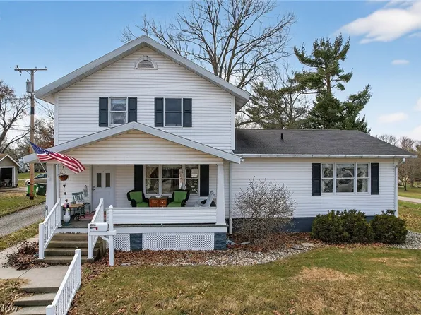 1220 Chestnut St, Dover, OH 44622