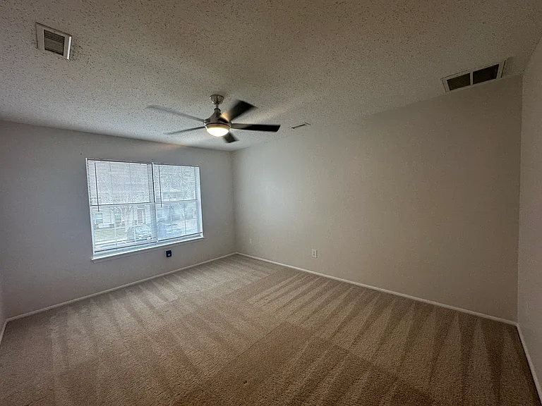 314 Thalia Station Ct — Photo 16
