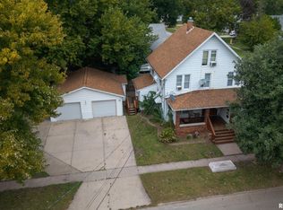 230 E Pierce St, Macomb, IL 61455