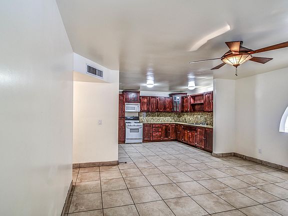 4th image of 6821 S 17th Dr