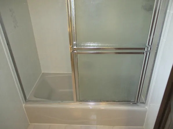 362 Wilson Avenue image 18 of 21