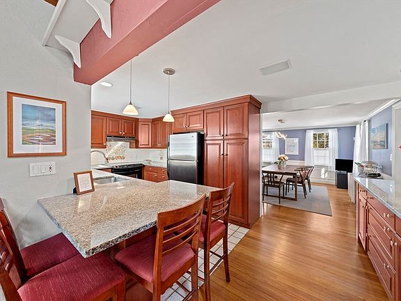 4th image of 109 Simonds Rd