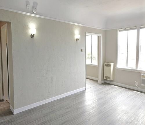 4th image of 437 N Ardmore Ave APT 314