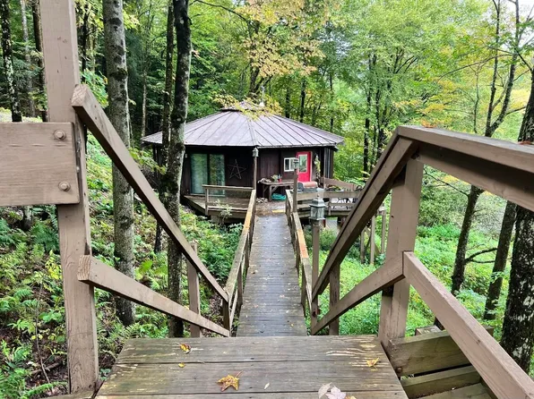 128 Tucker Hill Road, Fayston, VT 05673