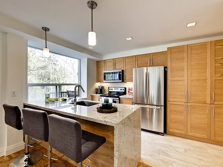 42 Glen Elm Ave #206 — Photo 79