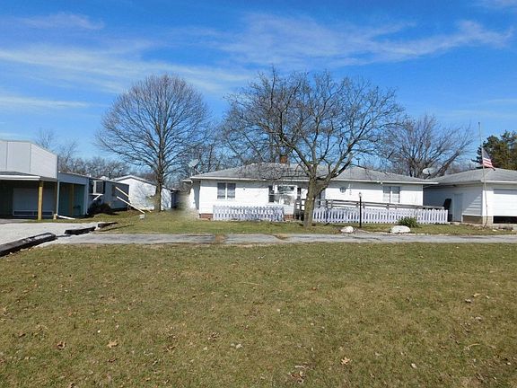 3rd image of 2120 State Road 25 W