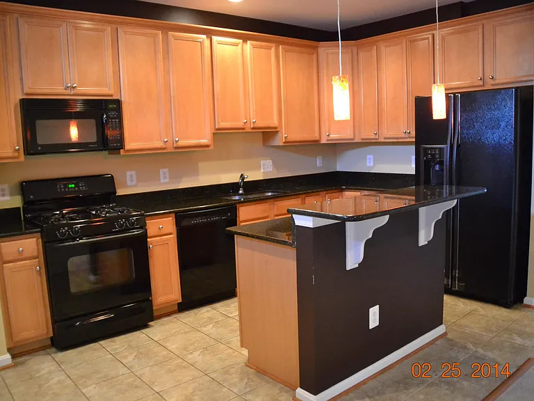 21958 Windy Oaks Sq — Photo 5