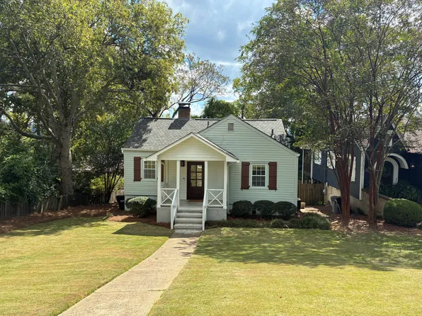 2319 English Village Ln, Mountain Brook, AL 35223