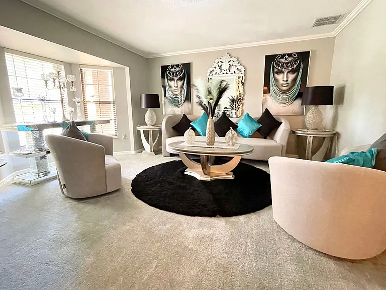 1102 S Sugartree Dr — Photo 18