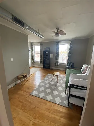 415 N Neil St #2 — Photo 21