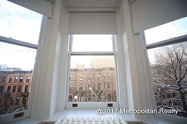 Rented by Metropolitan Realty