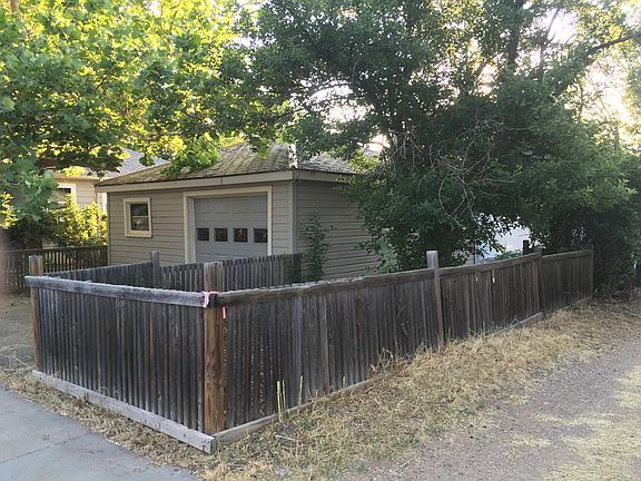 4th image of 2104 Columbine Ave