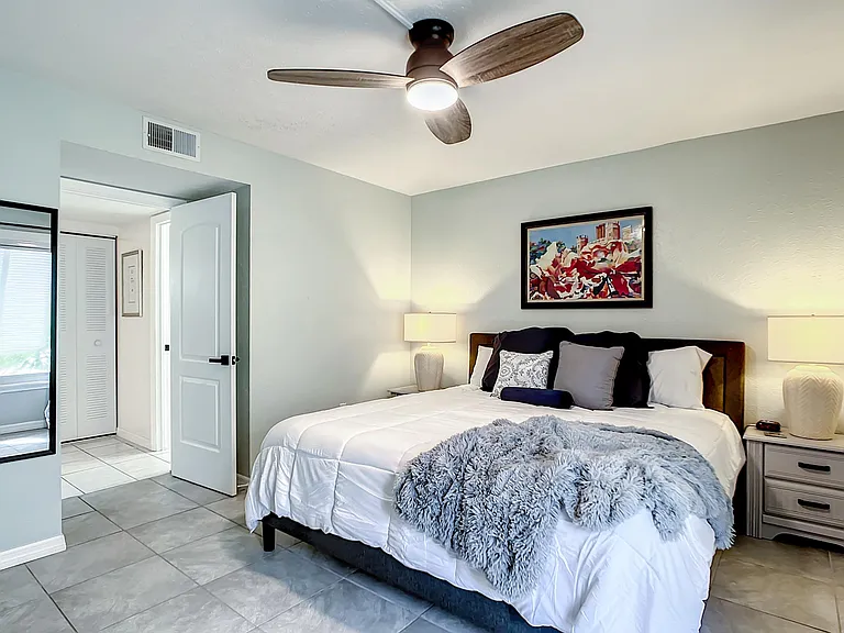 3735 42nd Way S #B — Photo 32