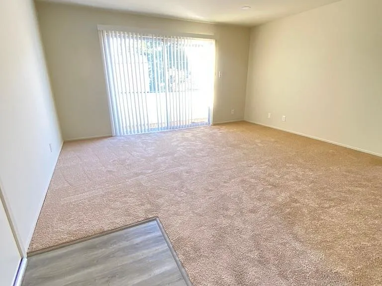 1224 Floribunda Ave #8 — Photo 4