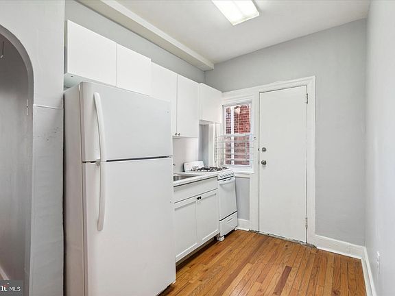 5th image of 5236 Walnut St