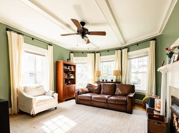 4 Highland Ter #1, Newton, MA 02460