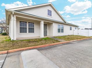 1034 Grassy View Dr, Houston, TX 77073