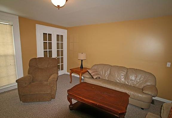 5th image of 13 N Union St