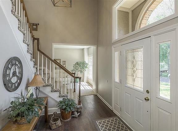 5th image of 12812 Cody St