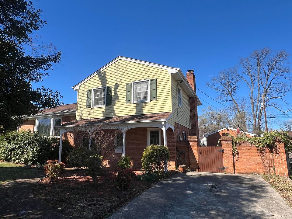 1st image of 166 Monterey Ave NE