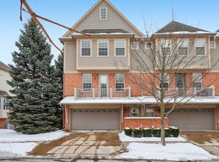 56706 Longhorn Dr, Shelby Township, MI 48316