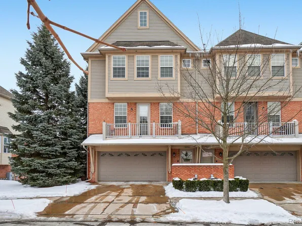 56706 Longhorn Dr, Shelby Township, MI 48316