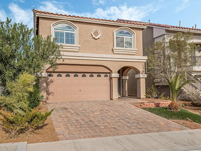 5986 Azzura Palms Ave — Photo 4