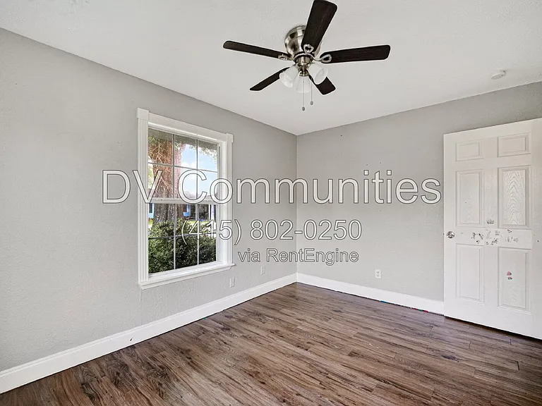 3315 Bond St — Photo 35