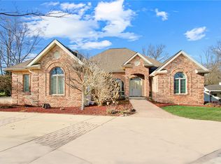 508 Deere Run Ln, Casey, IL 62420