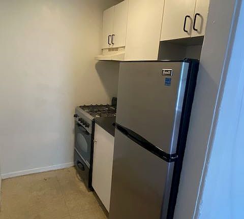 5th image of 116 E 31st St #3A