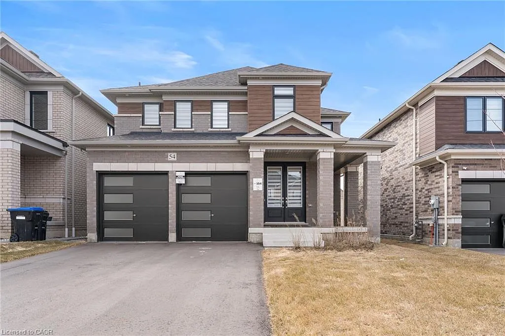 54 Sparrow Way photo 1