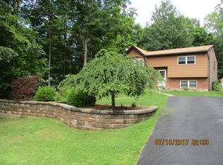 102 Freezer Rd, Middletown, NY 10941