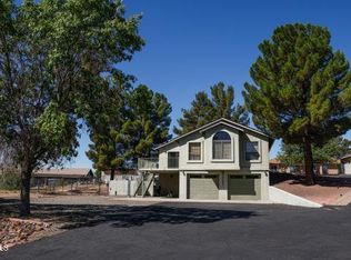 13794 S Mesquite Trl, Mayer, AZ 86333