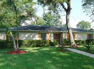 1040 Wisteria Dr, Beaumont, TX 77706