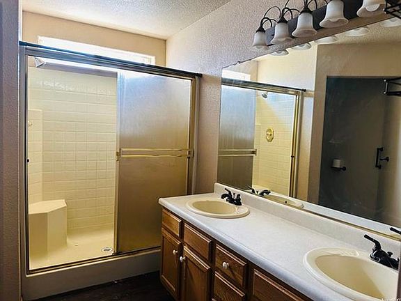 5th image of 755 Monte Vista Way