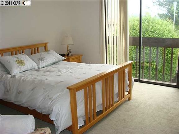 4th image of 1997 Ascot Dr #2