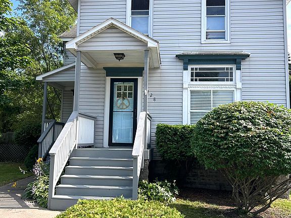2nd image of 728 W Washington Ave