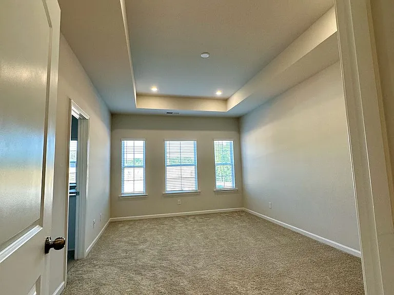 8012 Whitegrove Rd #8C — Photo 10