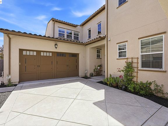 5th image of 5078 Holborn Way