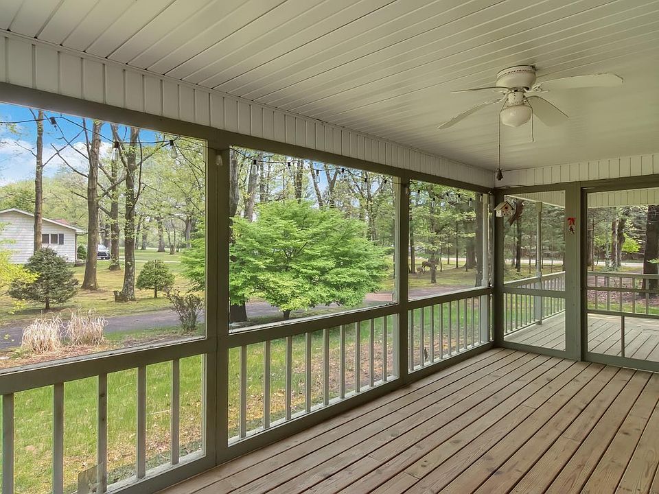 1924 Ramona Dr Manistee, MI, 49660 Apartments for Rent Zillow