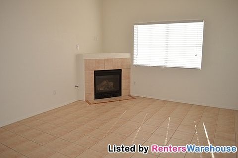 4th image of 10245 S Maryland Pkwy Unit 221