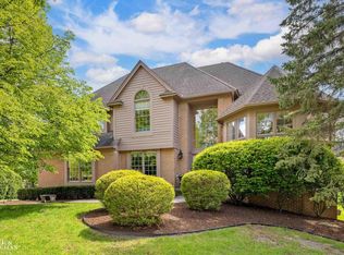 41719 Sudbury Ct, Novi, MI 48375