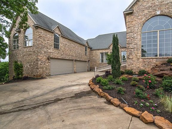 2nd image of 1150 Randol Mill Ave