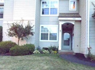 5103 Forest Point Dr, Clifton Park, NY 12065